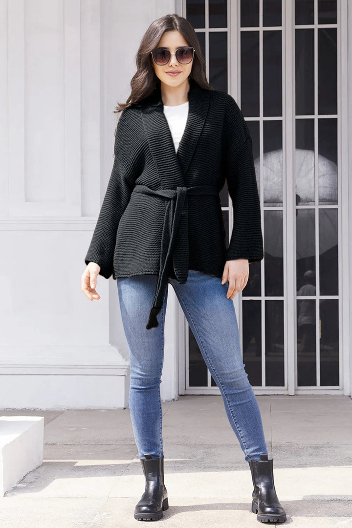 Women's Comfortable Knitted Cardigan with Belt at the Waist and Loose Fit Chic and Still