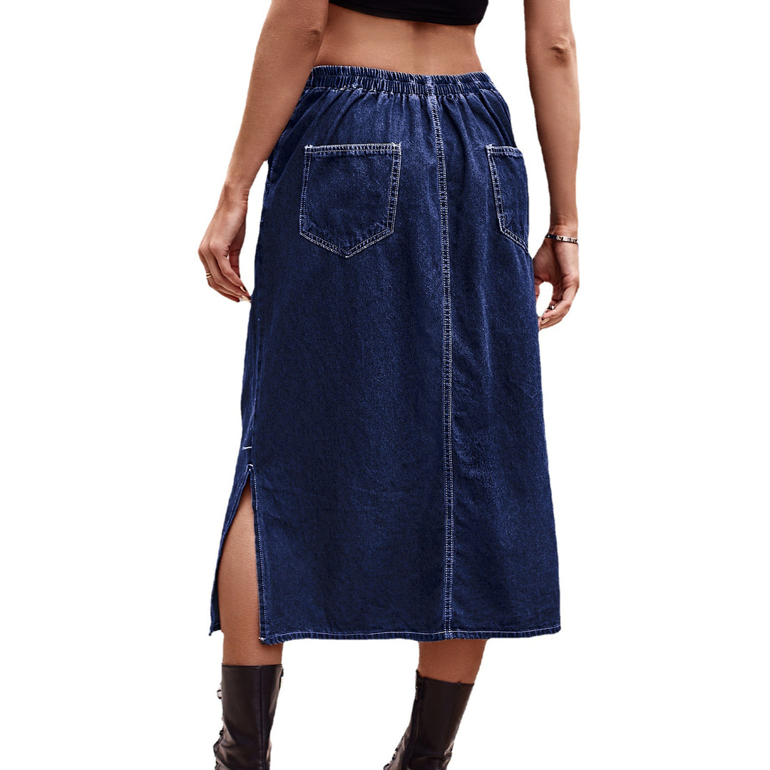 Maxi denim skirt for ladies with side slit and practical pockets Lune London