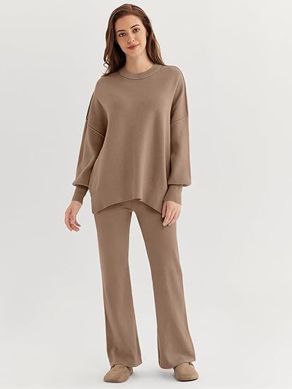Women Comfortable Sweatpants and Oversized Sweatshirt Set Lune London