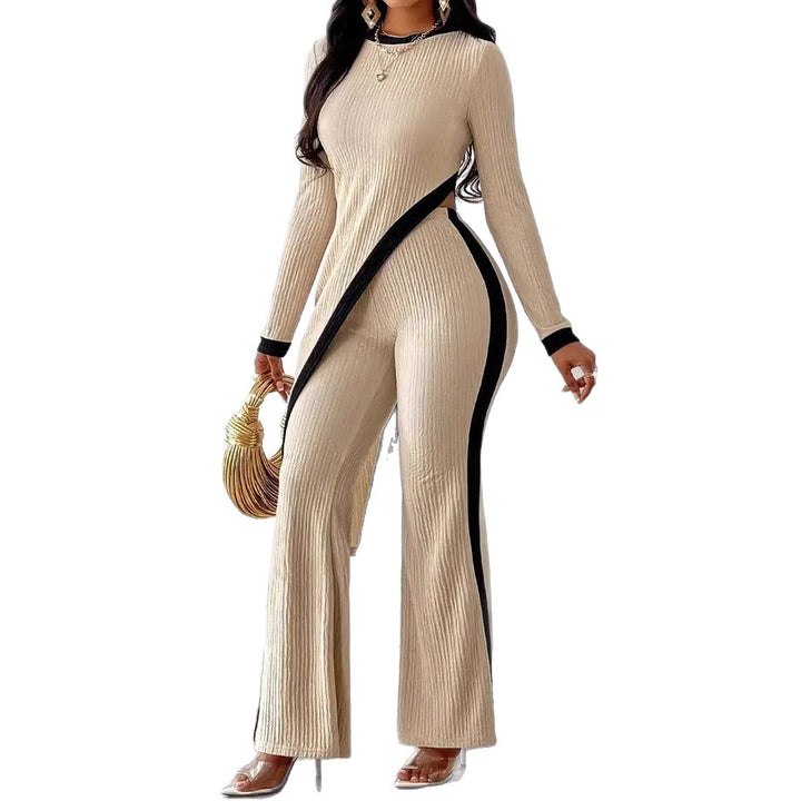Combinaison élégante pour femme avec design asymétrique et piping contrastant Chic & Stil