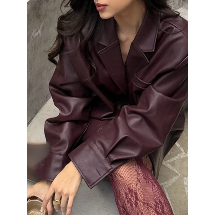 Jacket for women in faux leather with a modern oversized style Lune London