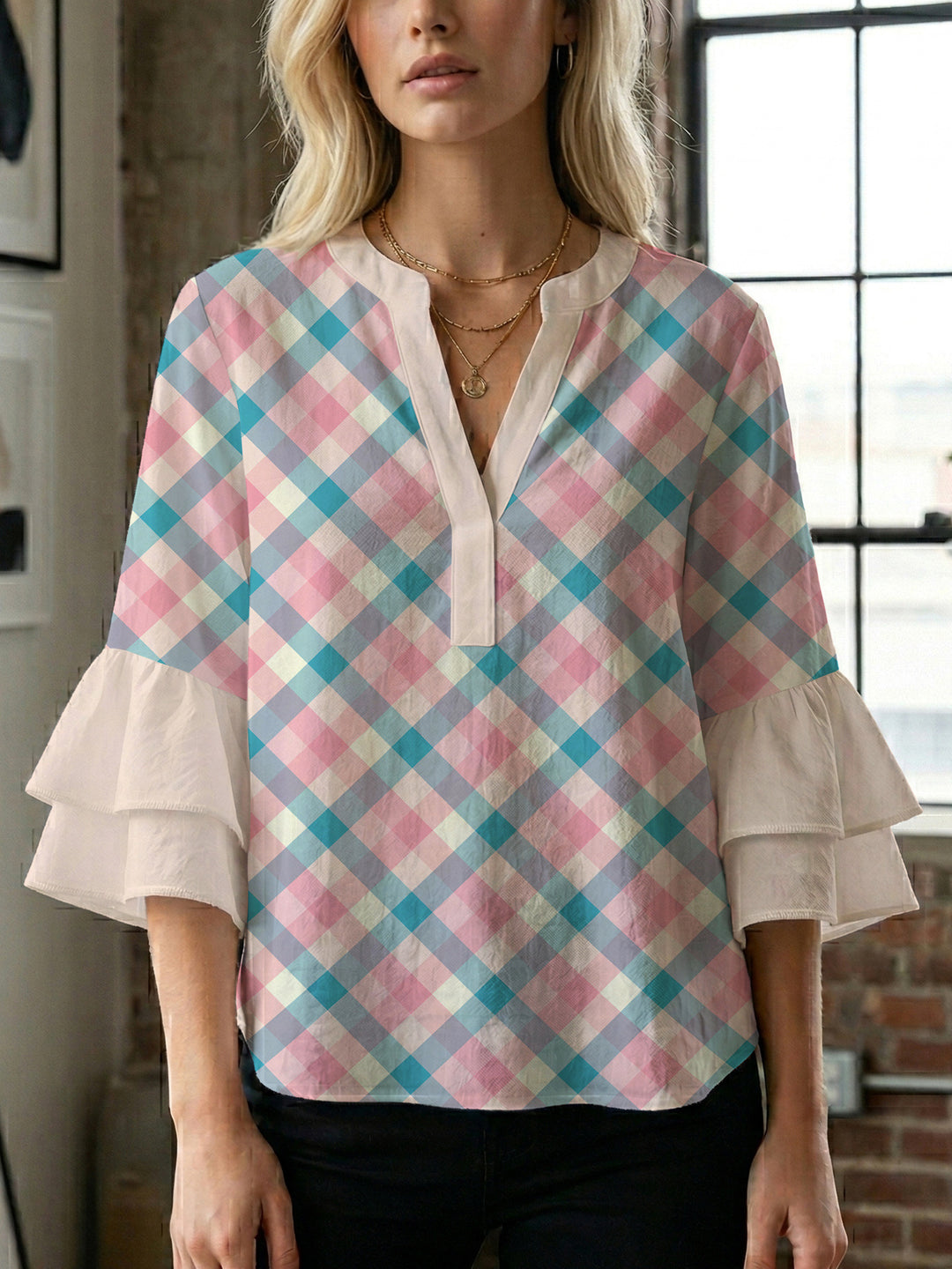 Women's blouse with voluminous wing sleeves and intense leaf pattern Lune London
