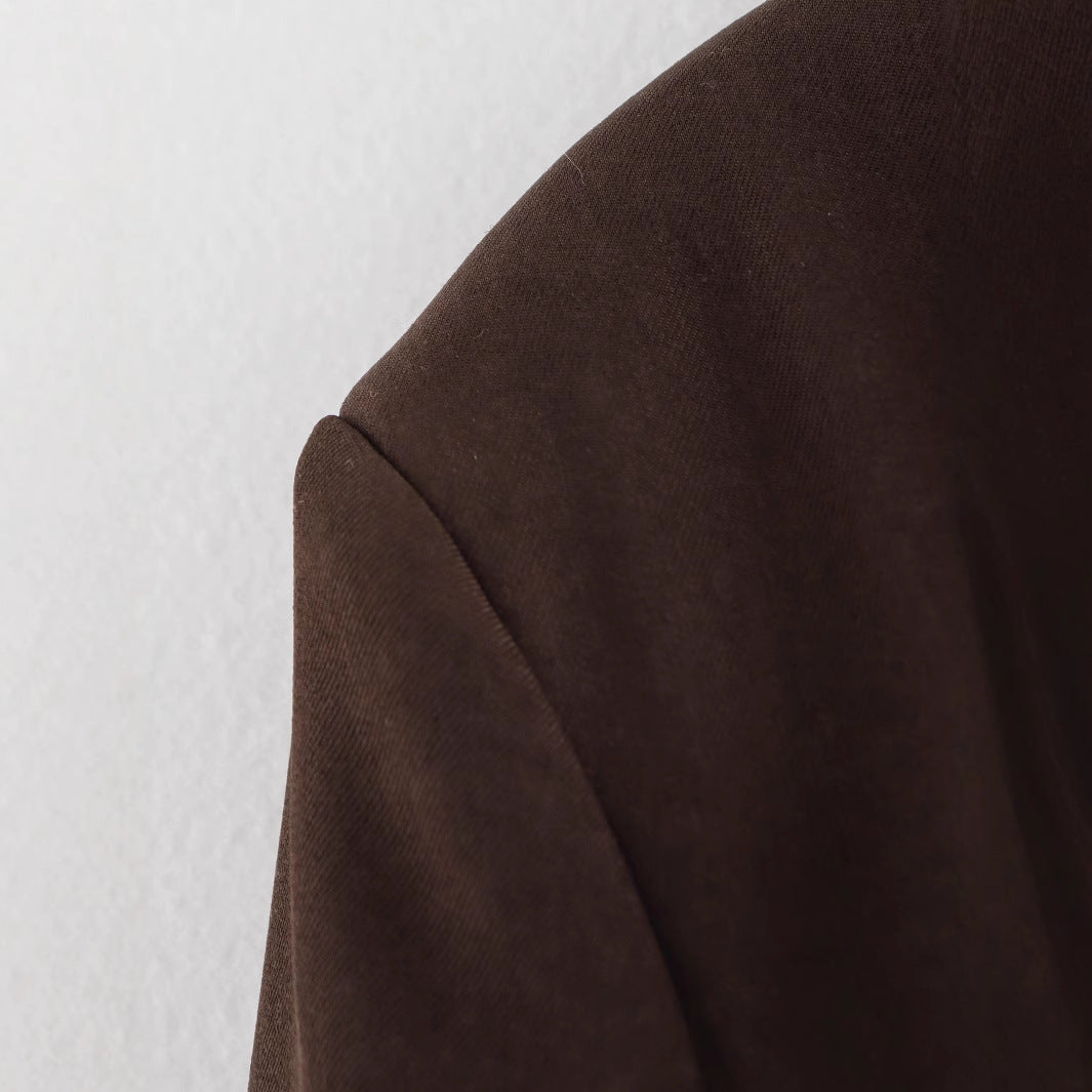 Elegant blazer jacket for women with structured design and practical pockets Lune London