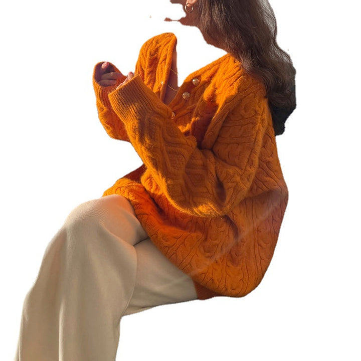 Pull ample en tricot pour dames avec détails en boutons et motif en maille torsadée Chic & Stil