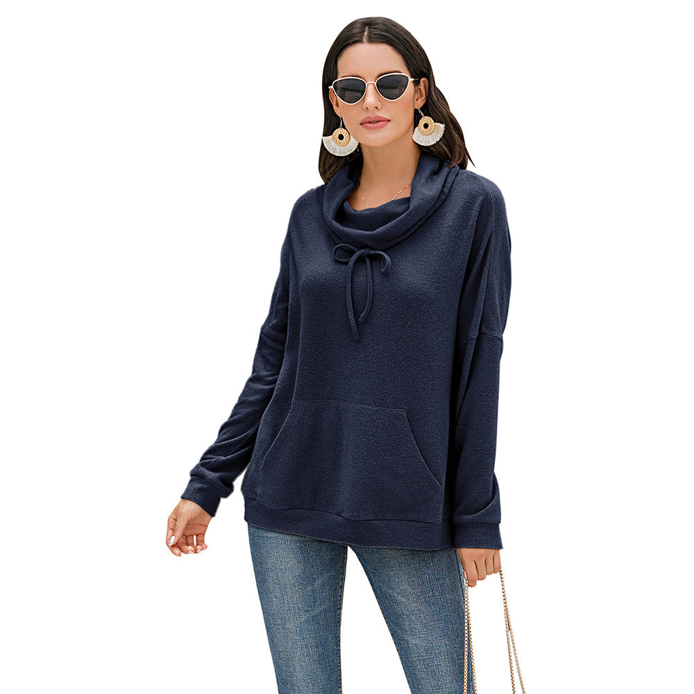 Women’s hooded sweatshirt with asymmetrical cut and practical pockets Lune London