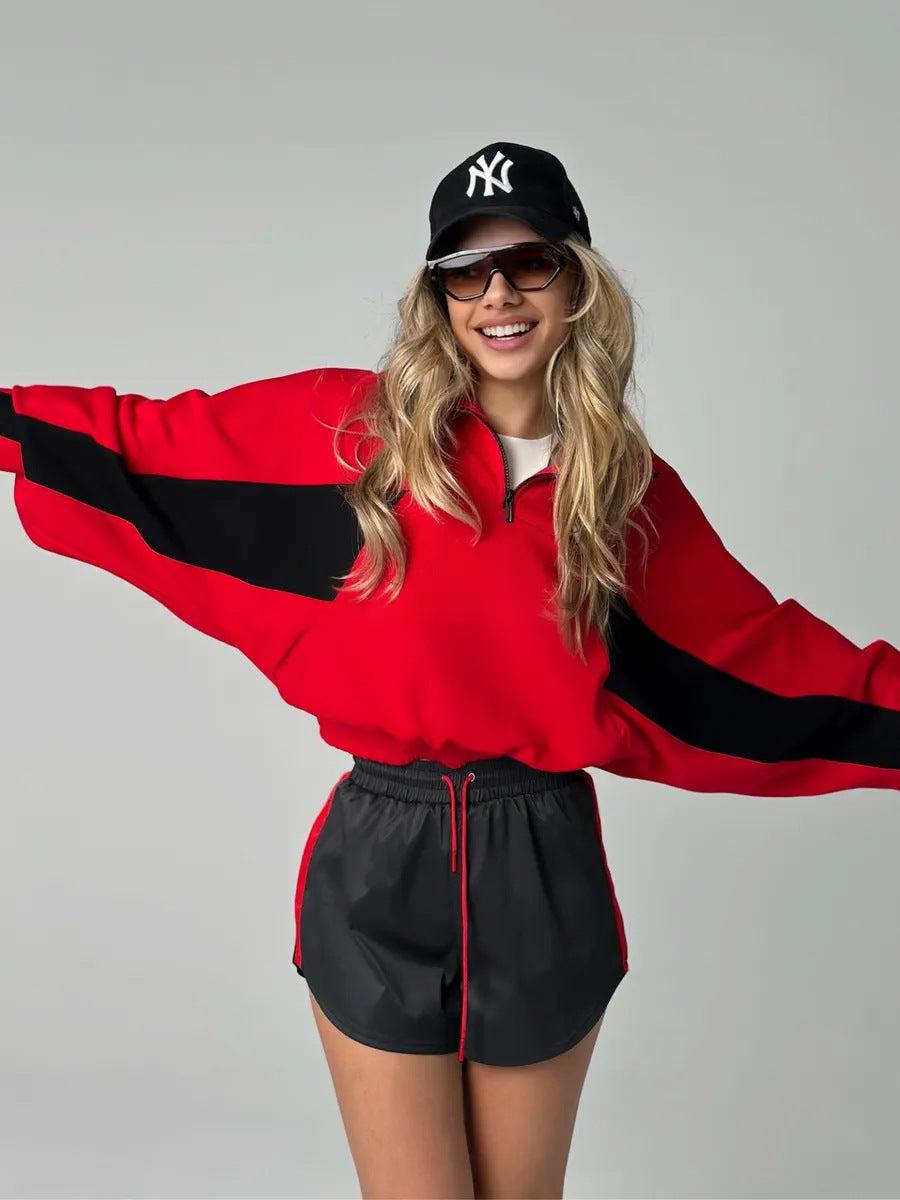 Casual sports leisure set for women with a relaxed fit and contrasting stripes Lune London