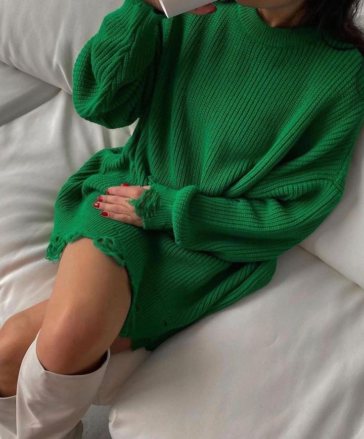 Women Large knit sweater with torn hem Lune London