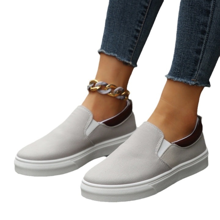 Women’s slip-on leisure shoes with elastic access and a non-slip sole Lune London