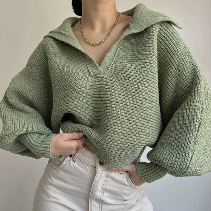 Thick knitted sweater for women with oversized cut and V-neck Lune London