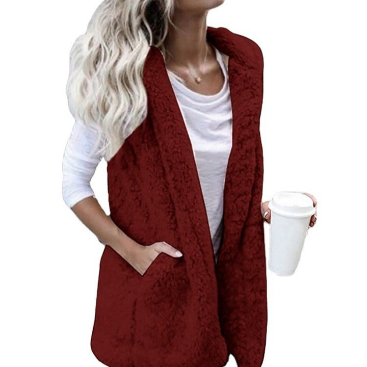 Ladies Cozy Fleece Jacket with Ergonomic Cut and Large Pockets Lune London