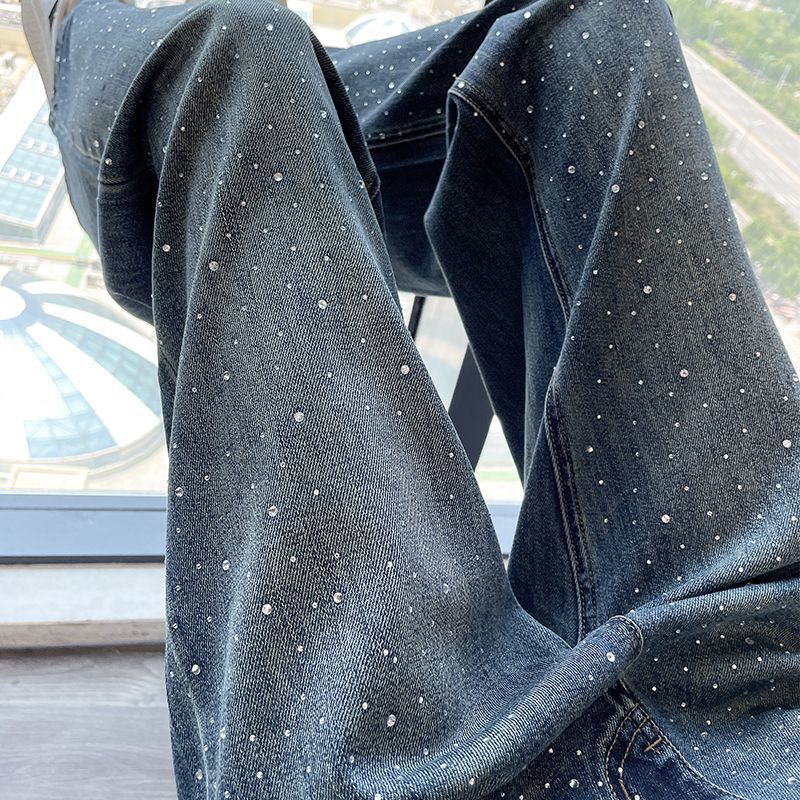 Jeans pour dames avec des détails en perles brillantes Chic & Stil
