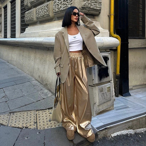 Elegant leather pants for women with a loose fit and elastic waistband Lune London