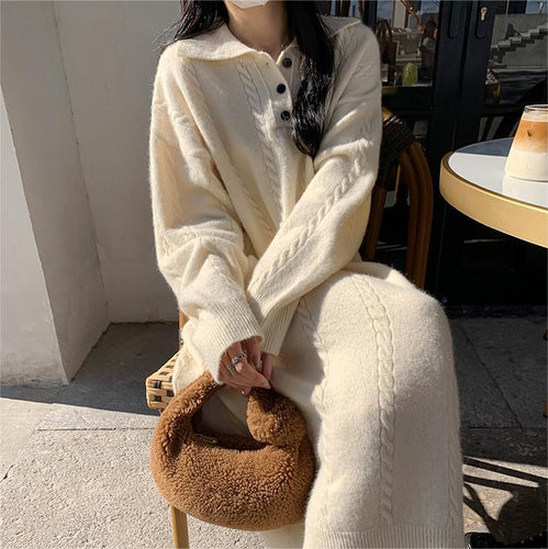 Robe en tricot pour femmes avec patte de boutonnage et texture élégante en motif de câble Chic & Stil