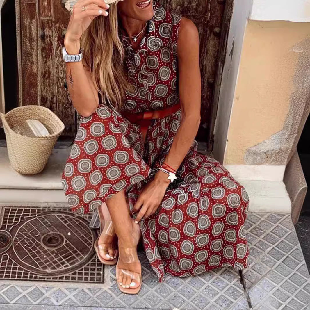Bohemian maxi dress for women with a waist belt and floral pattern Lune London