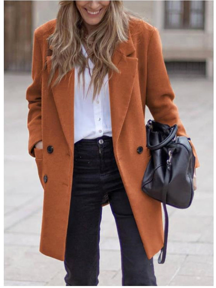 Ladies modern oversized coat with double-breasted buttons and elegant details Lune London