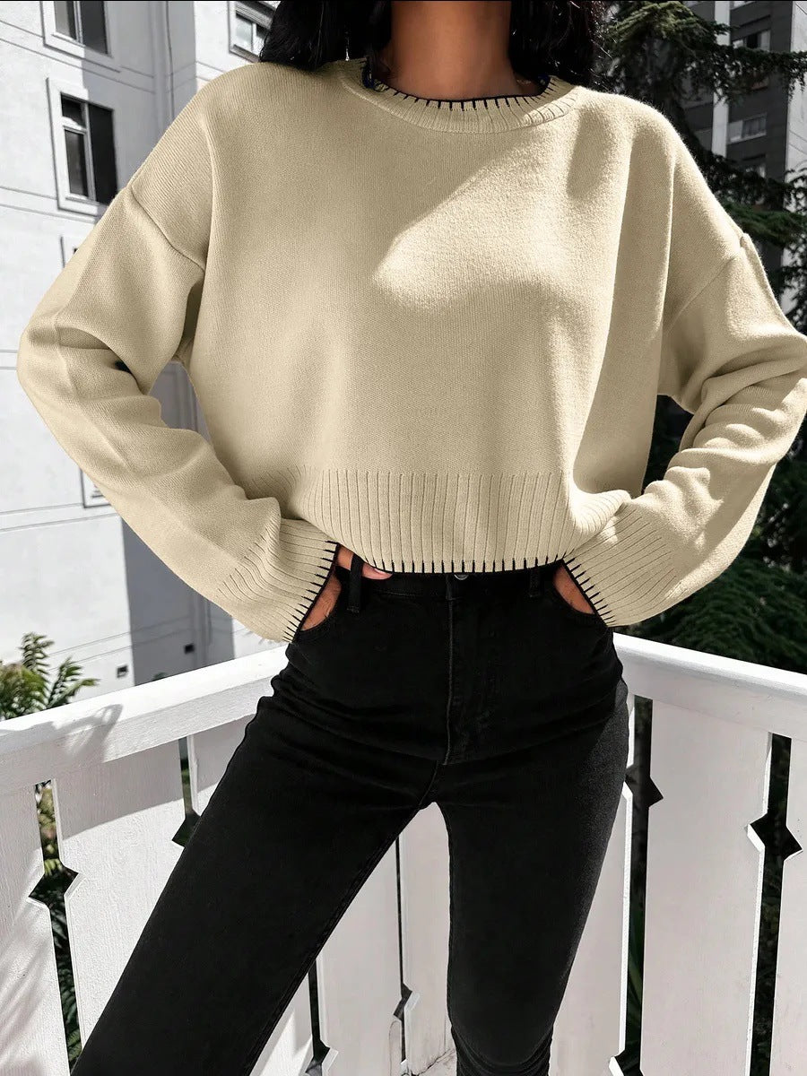 Short casual sweater for women with a fine ribbed texture and a loose fit Lune London