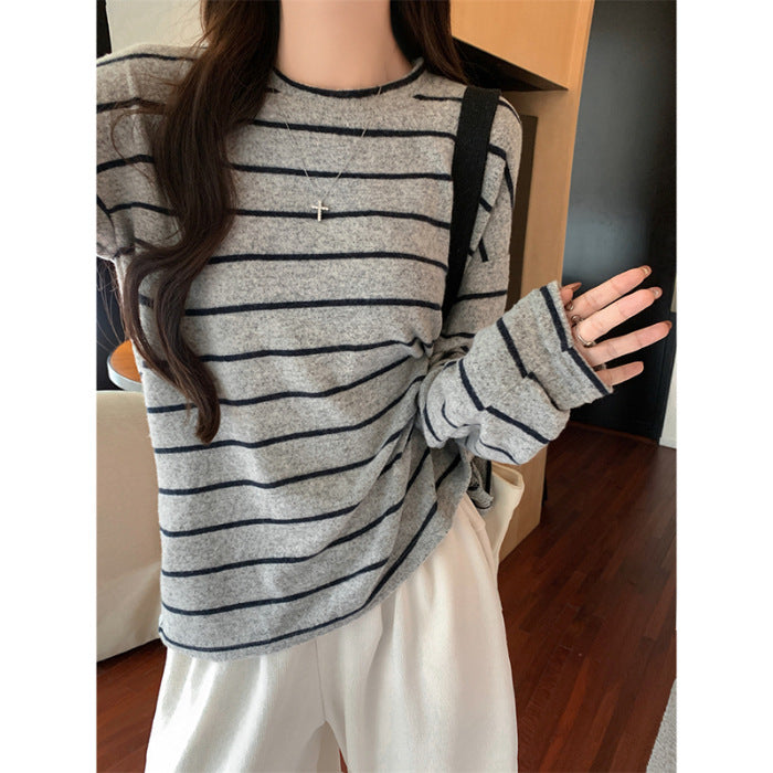 Women's casual long sleeve shirt with fashionable striped look Chic & Stil