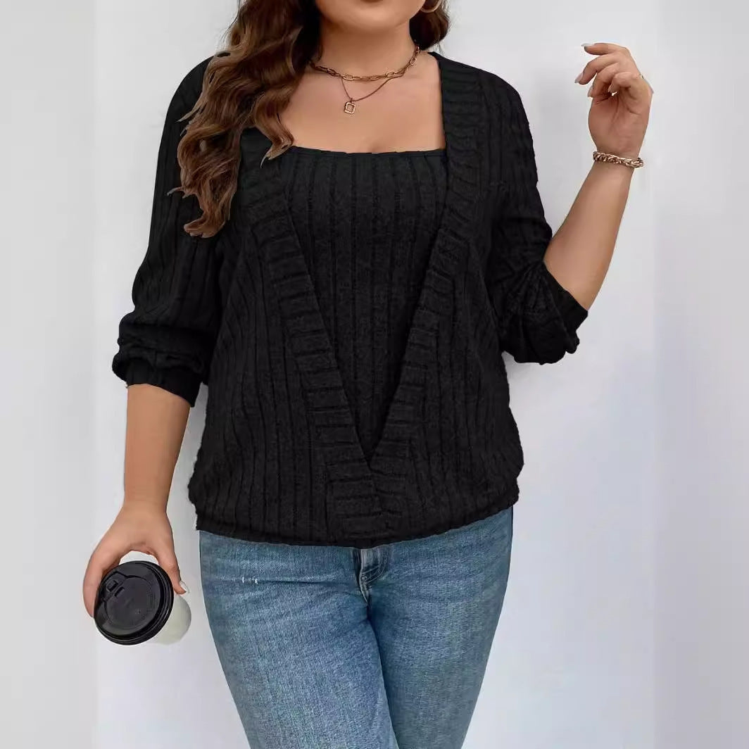 Casual knit sweater for women with deep V-neck and ribbed texture Lune London