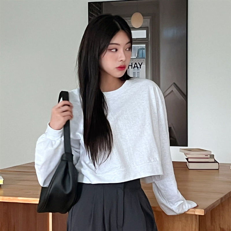 Pull court pour femmes avec manches ballon Chic & Stil