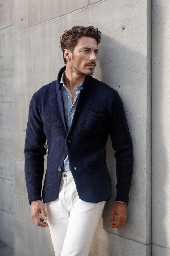 Modern knit coat for men with a comfortable collar and practical pockets Lune London