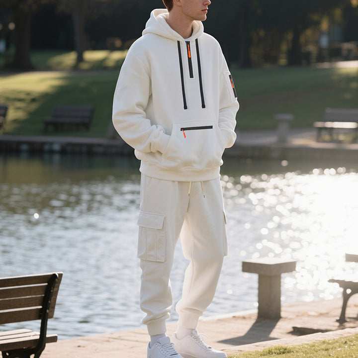 Men's sporty hoodie set and pants with practical pockets Lune London