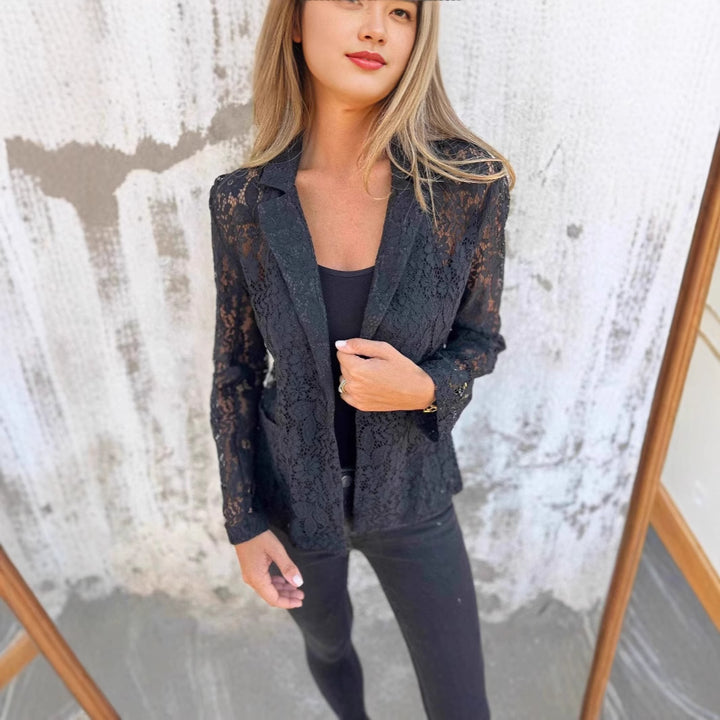 Transparent lace jacket for women with a modern cut and an elegant detail Lune London