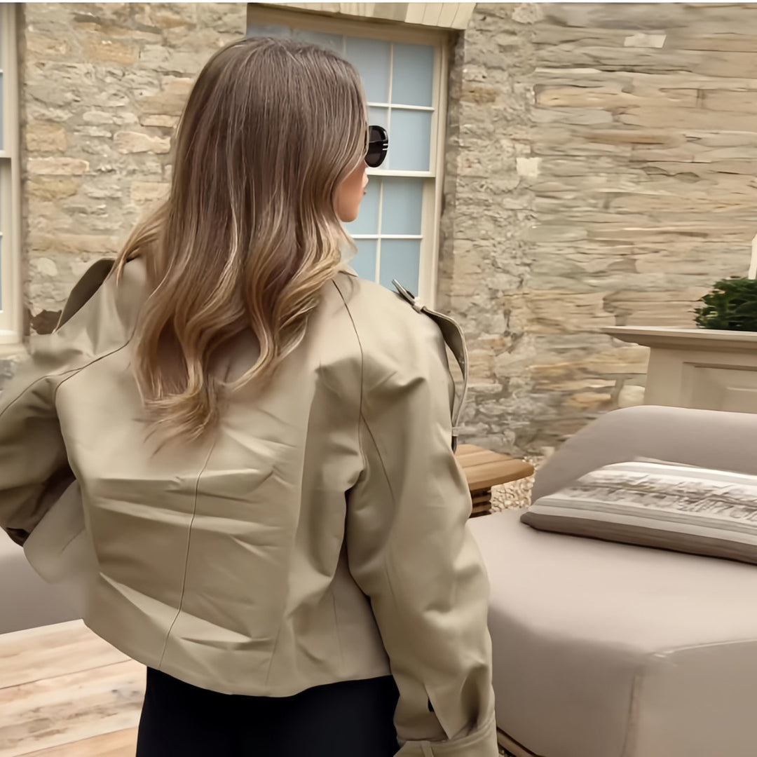 Trendy faux leather jacket for women with a relaxed fit and chic elegant details