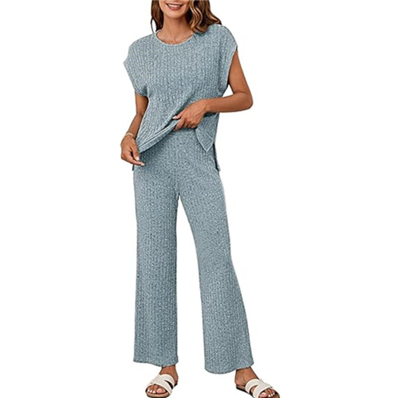 Comfortable knit loungewear set for women with wide sleeves and a relaxed fit Lune London
