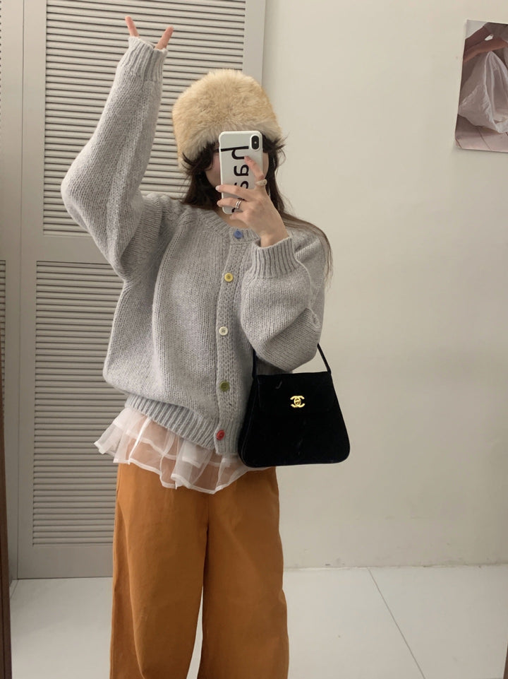 Women's Cozy Pullover with Colorful Buttons and Casual Cut Lune London