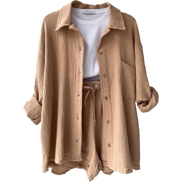 Women Casual Comfort Set Made of Shorts and Oversized Shirt Lune London