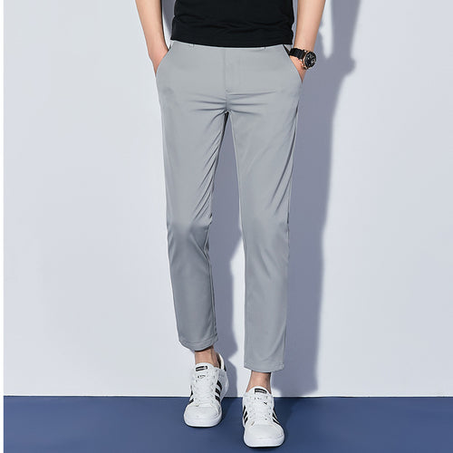 Sport leisure pants for men with breathable properties and an elastic waist Lune London