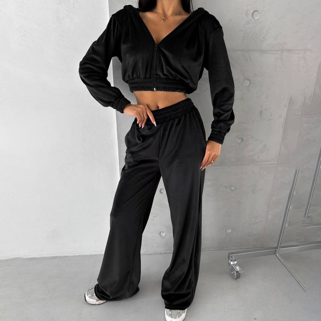 Women's sports outfit with elastic waistband and modern zipper Lune London