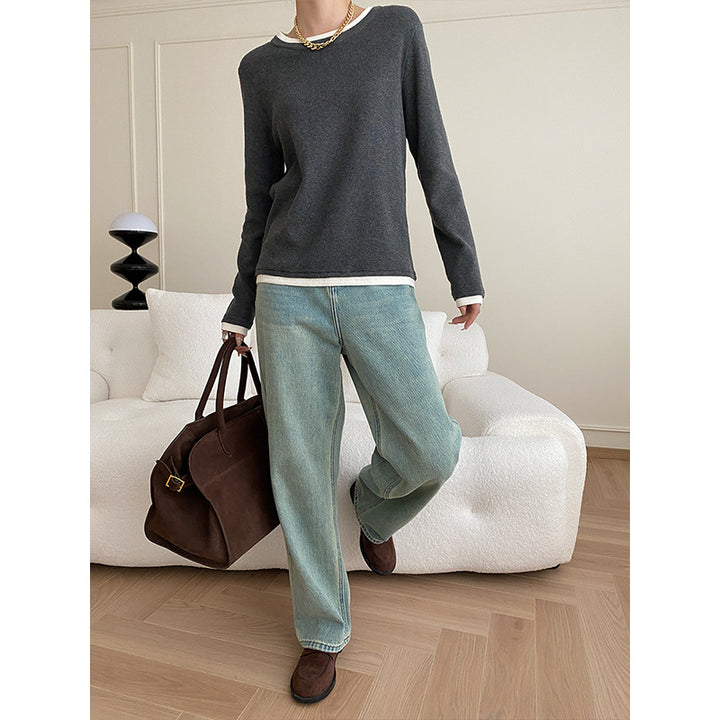 Women's fashionable sweater with fine contrast details Chic & Stil