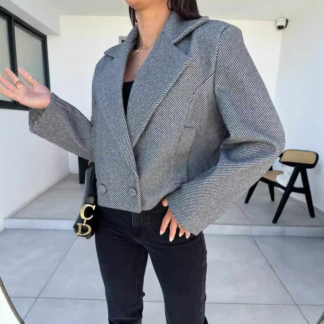 Ladies Elegant Oversized Blazer with double-breasted buttons and textured fabric Lune London