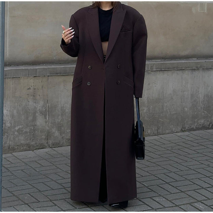 Oversized women’s coat jacket with double row of buttons and wide shoulders Lune London