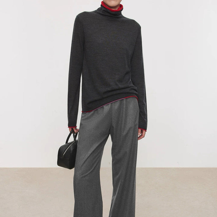 Elegant turtleneck sweater for ladies in fine wool Lune London