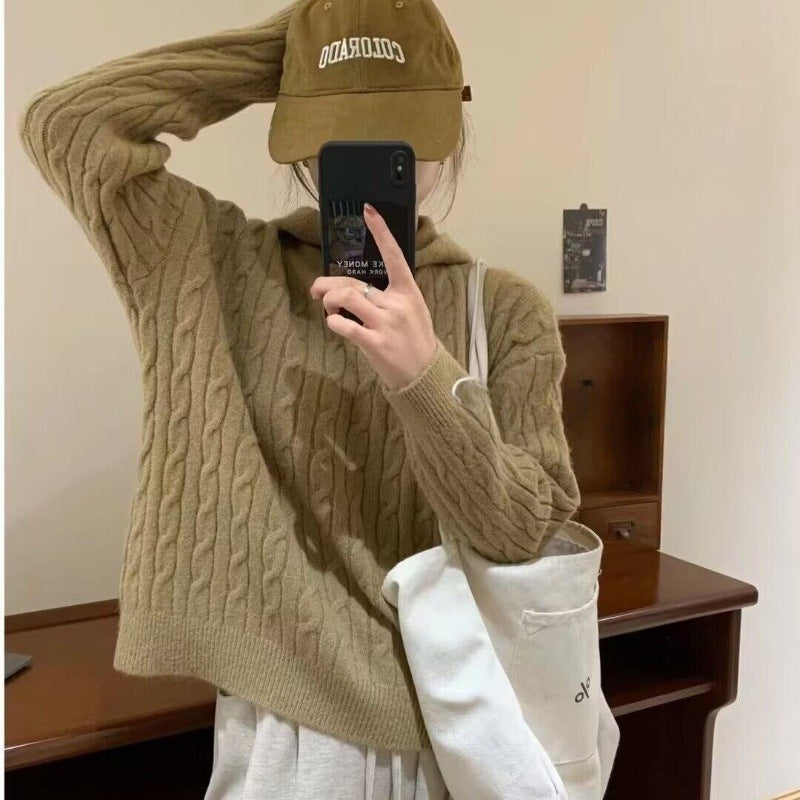 Cozy knitted hoodie with cable knit pattern for women Lune London