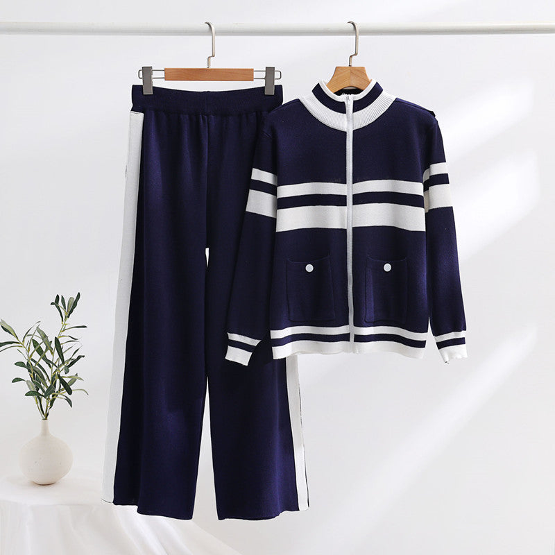 Knitted sports leisure set for women with ribbed design and practical pockets Lune London