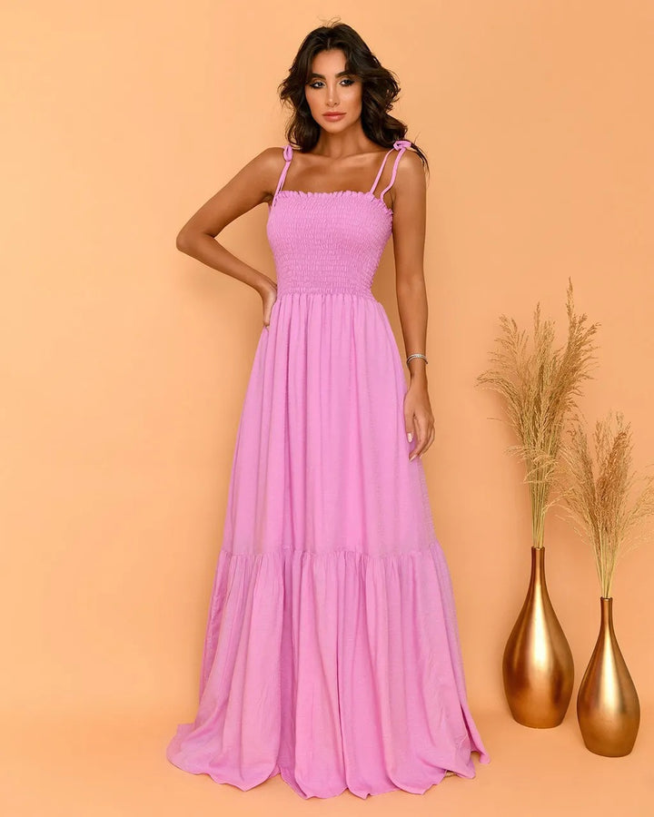 Maxi dress for women with elastic bodice and playful knot Chic & Stil
