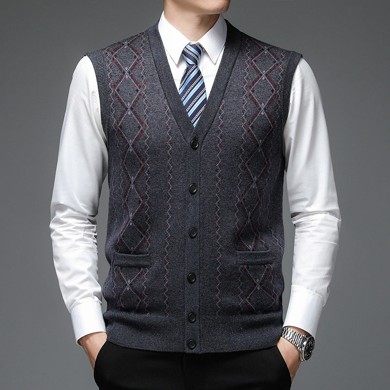 Elegant knitted vest for men with diamond pattern and shawl collar Lune London