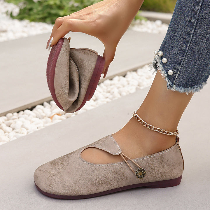 Elegant ladies Mary Jane ballerinas Lune London
