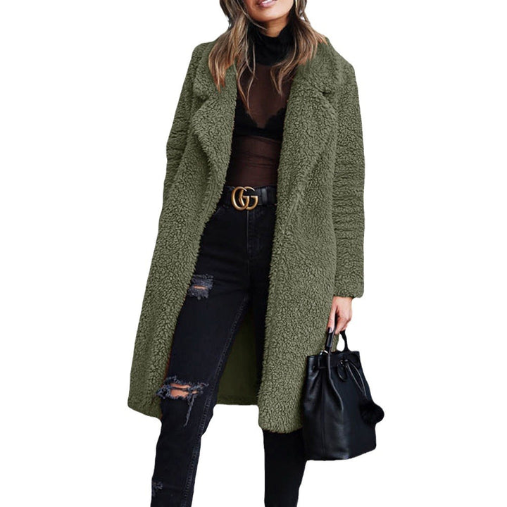 Cozy teddy coat for ladies with elegant lapels and practical pockets Lune London