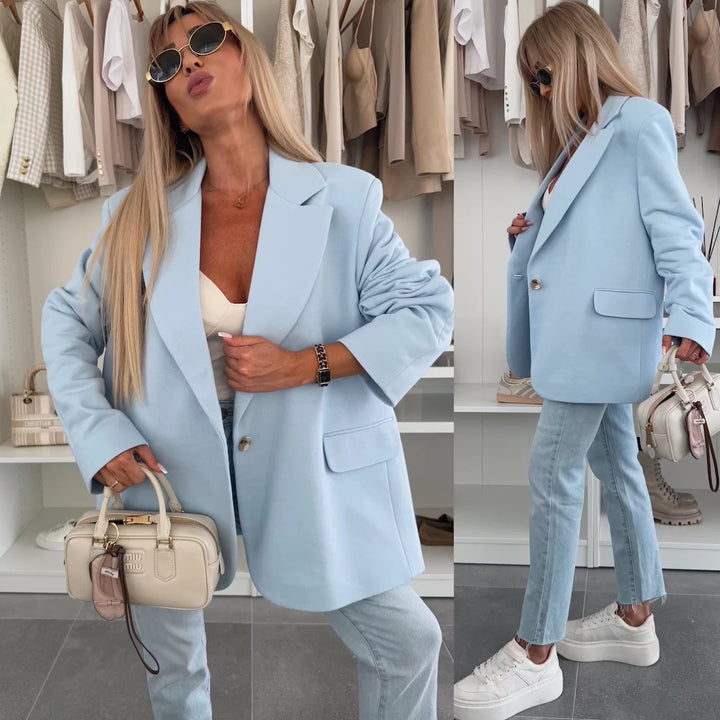 Oversized women's jacket with a chic cut and practical pockets Lune London