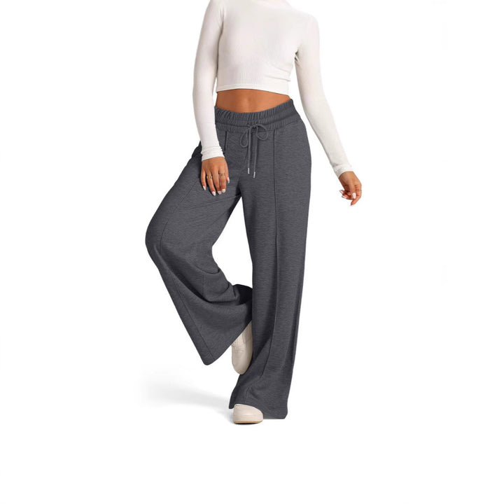 Wide leisure pants for women with elastic waistband and pockets Lune London