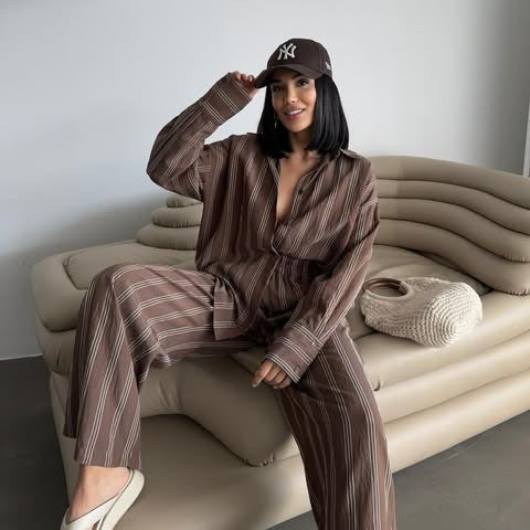 Striped lounge set for women with wide pants and loose blouse Lune London