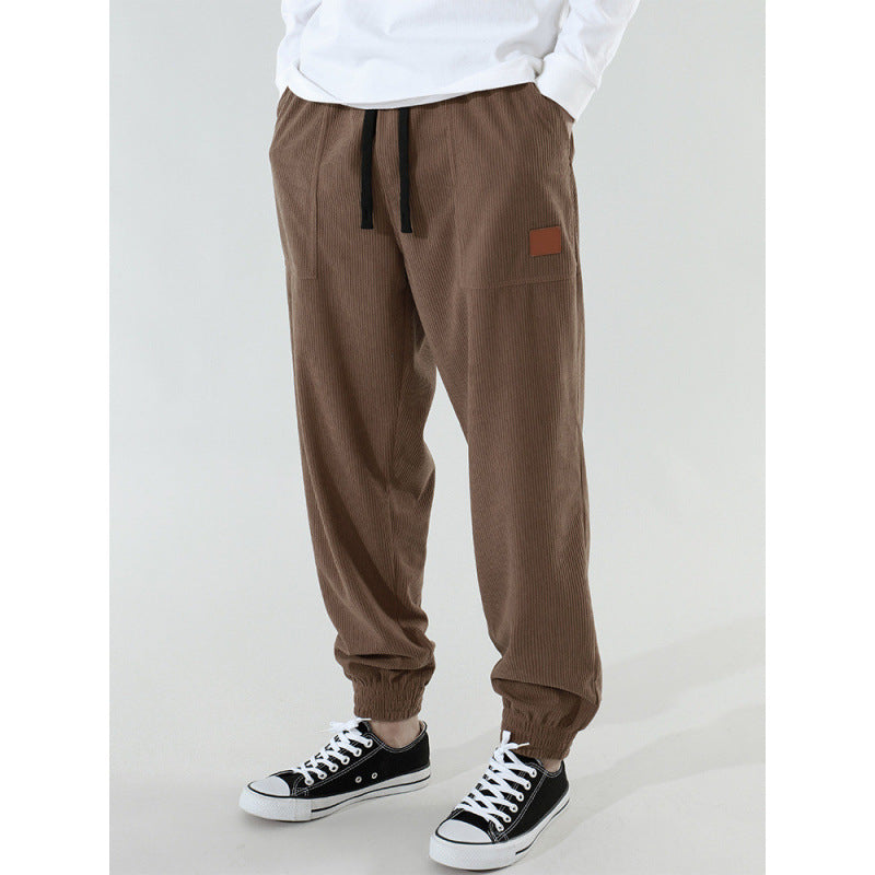 Comfortable casual pants for men with elastic waistband and relaxed fit Lune London