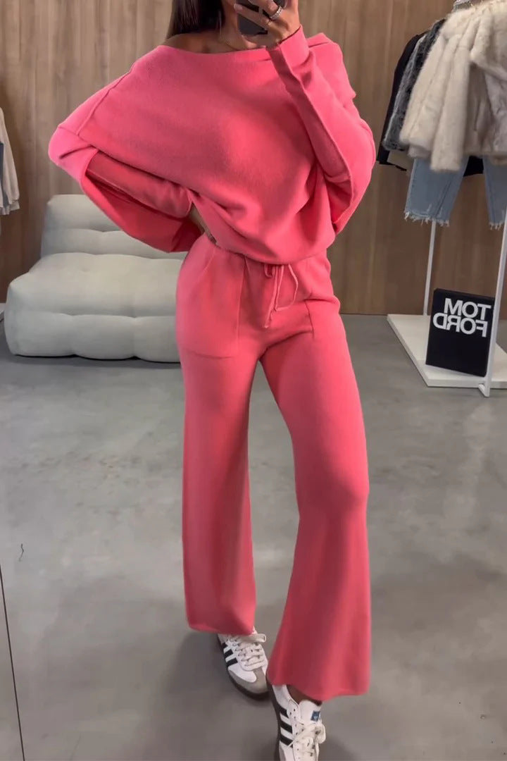 Casual set for women with loose fit and plunging neckline Lune London