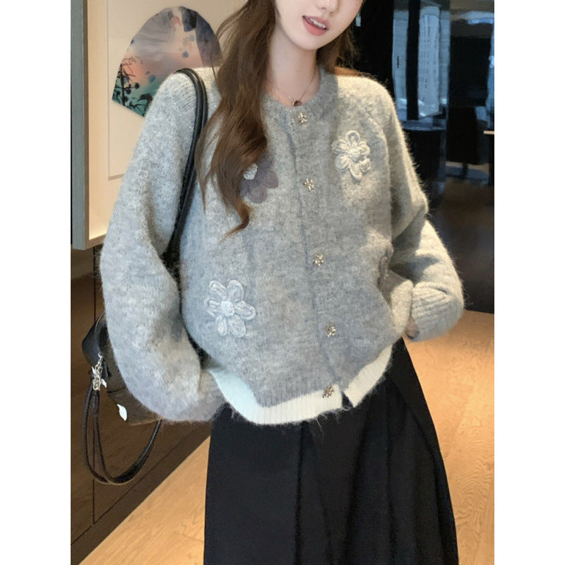 Cardigan Douillet pour Femmes avec Applications Florales Chic & Stil