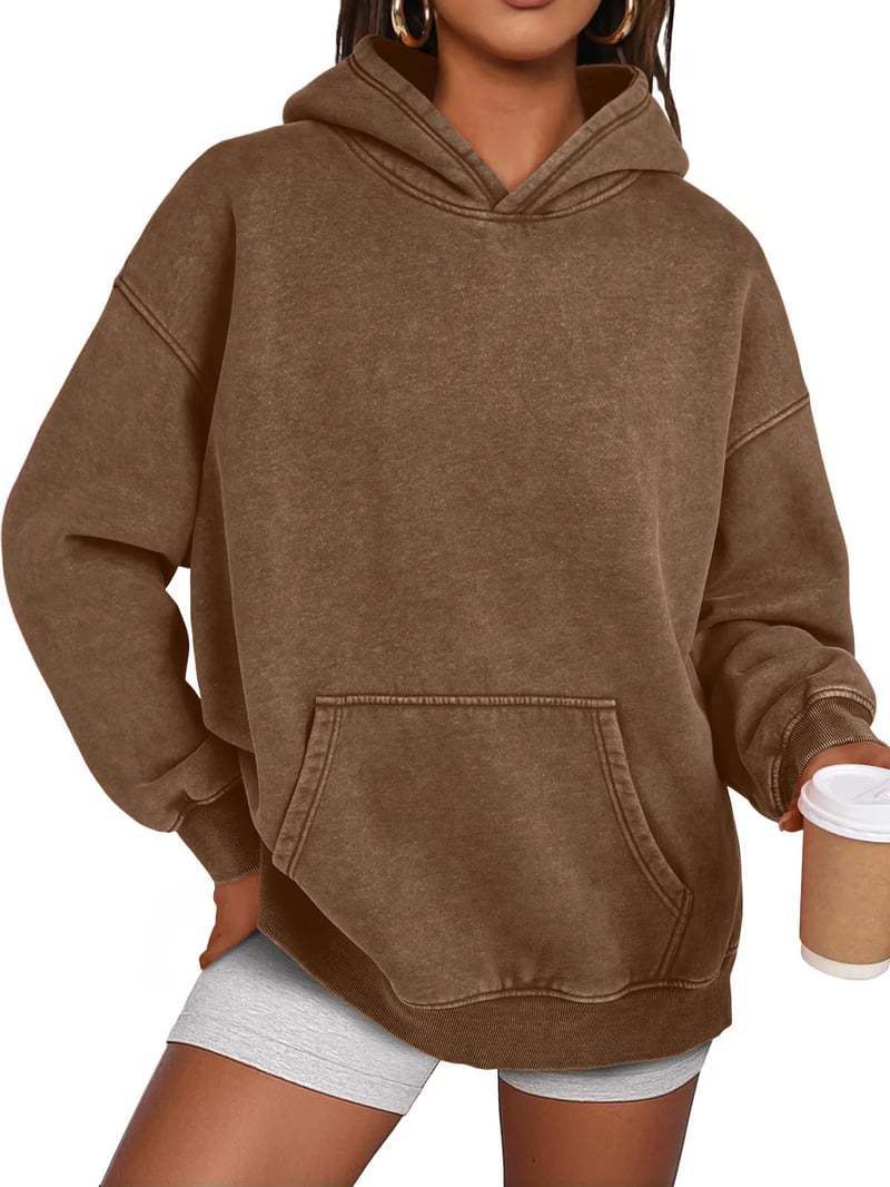 Lune London Cozy Oversized Sweater for Women with a Practical Kangaroo Pocket