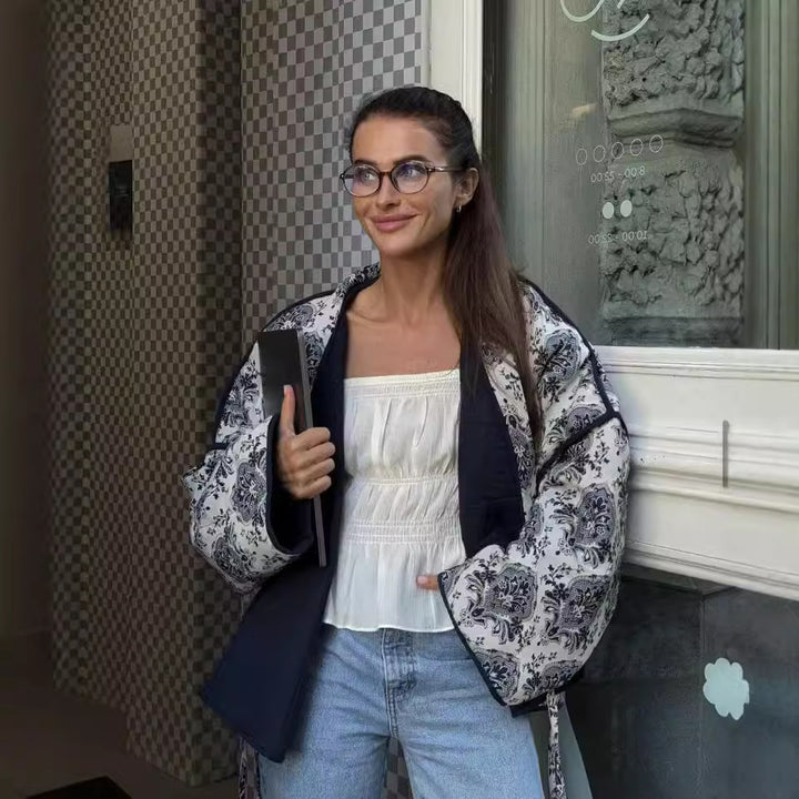 Veste chic pour femmes avec motif floral et ceinture ajustable Chic & Stil